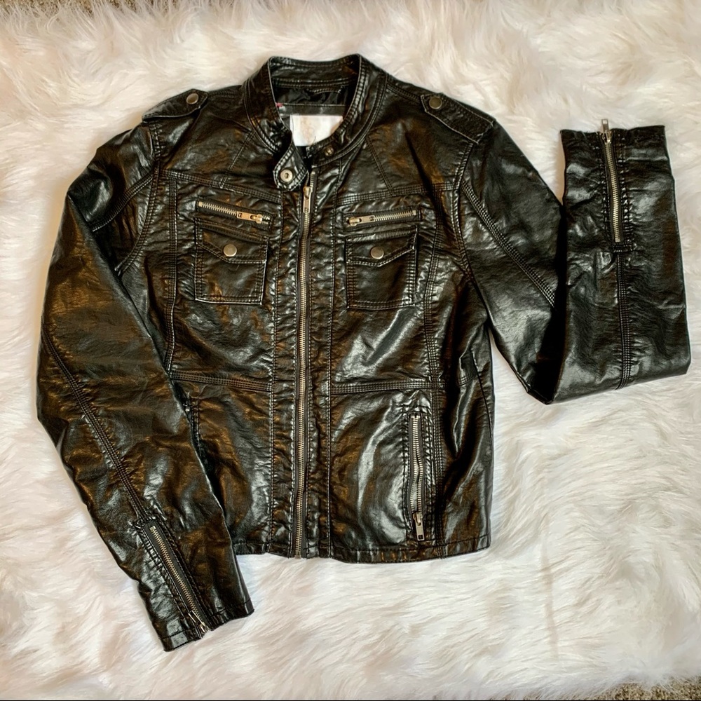 Xhilaration Women’s Pleather Zip Jacket